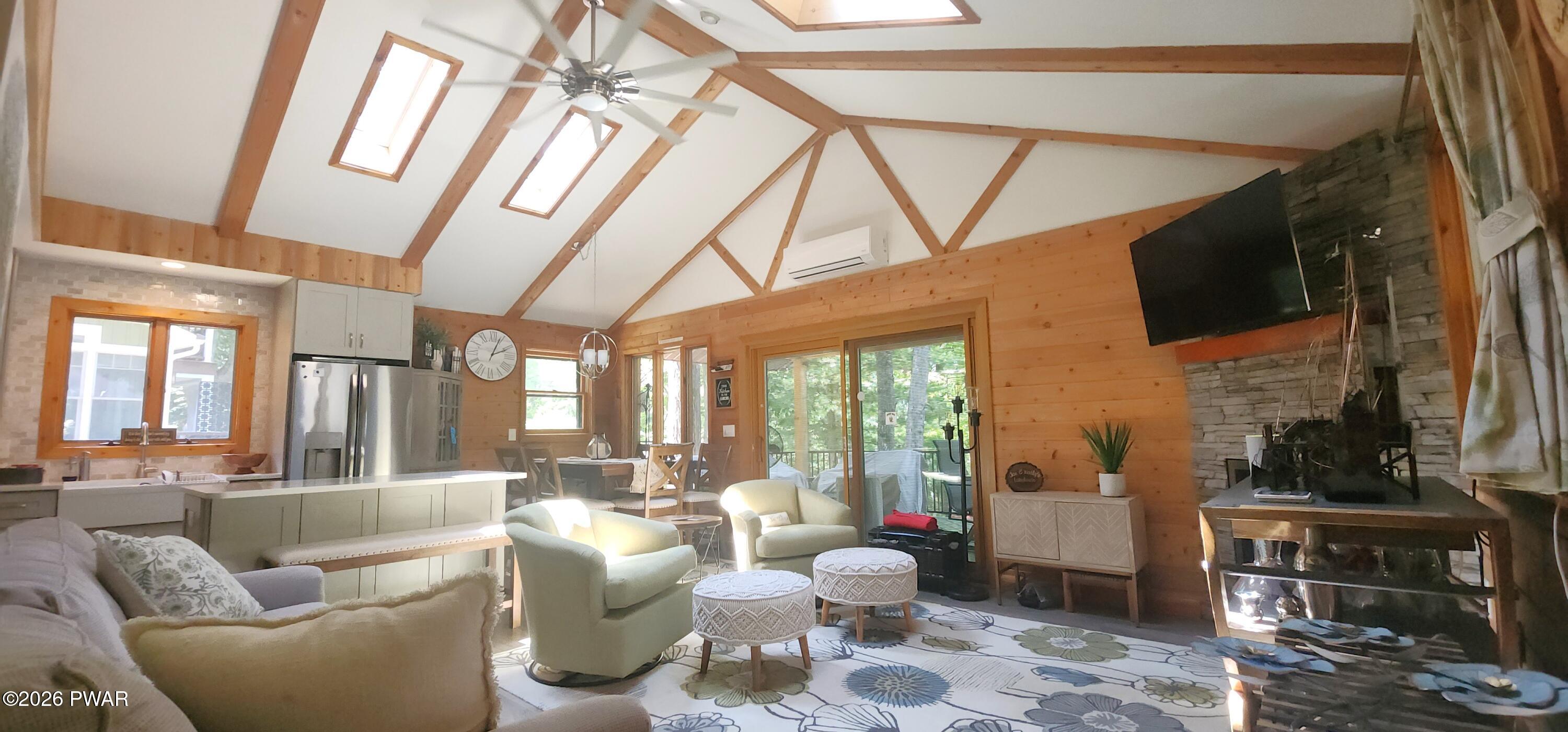 144 Terrace Road Tafton, PA 18464 - Photo 2 of 13 Gallery Image 2