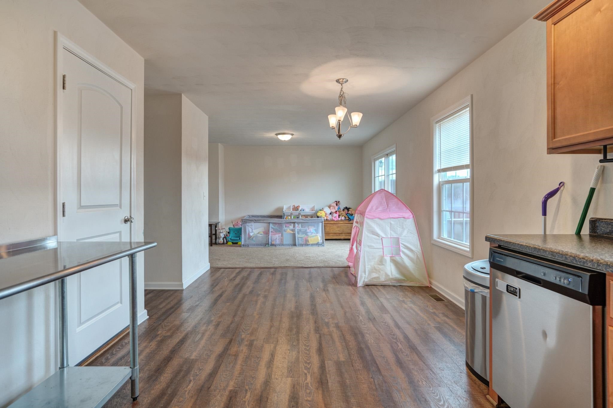 157 Prairie View Lane Pembroke, VA 24136 - Photo 19 of 46 Gallery Image 19