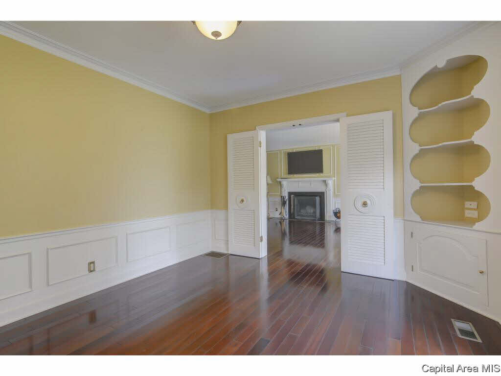 39 Wildwood Road Springfield, IL 62704 - Photo 8 of 35