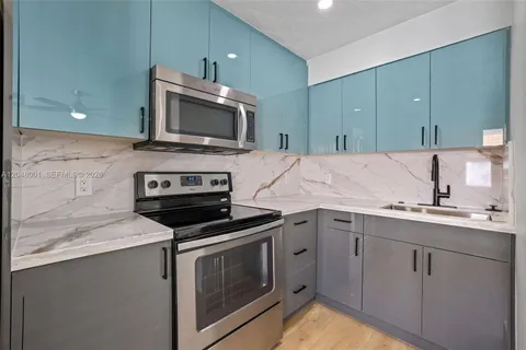 $1,375,000 | 1634 Northeast 4th Place, Fort Lauderdale, FL 33301