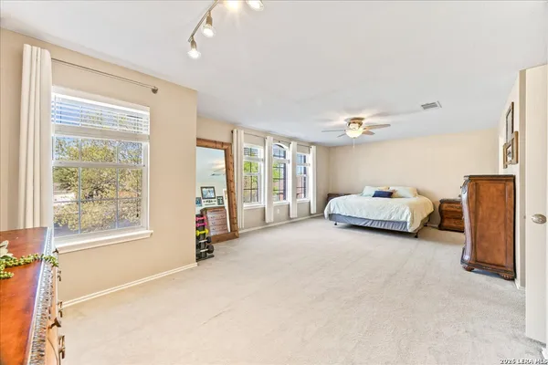 $400,000 | 116 Devons, Buda, TX 78610