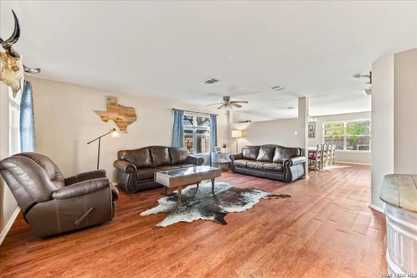 $400,000 | 116 Devons, Buda, TX 78610