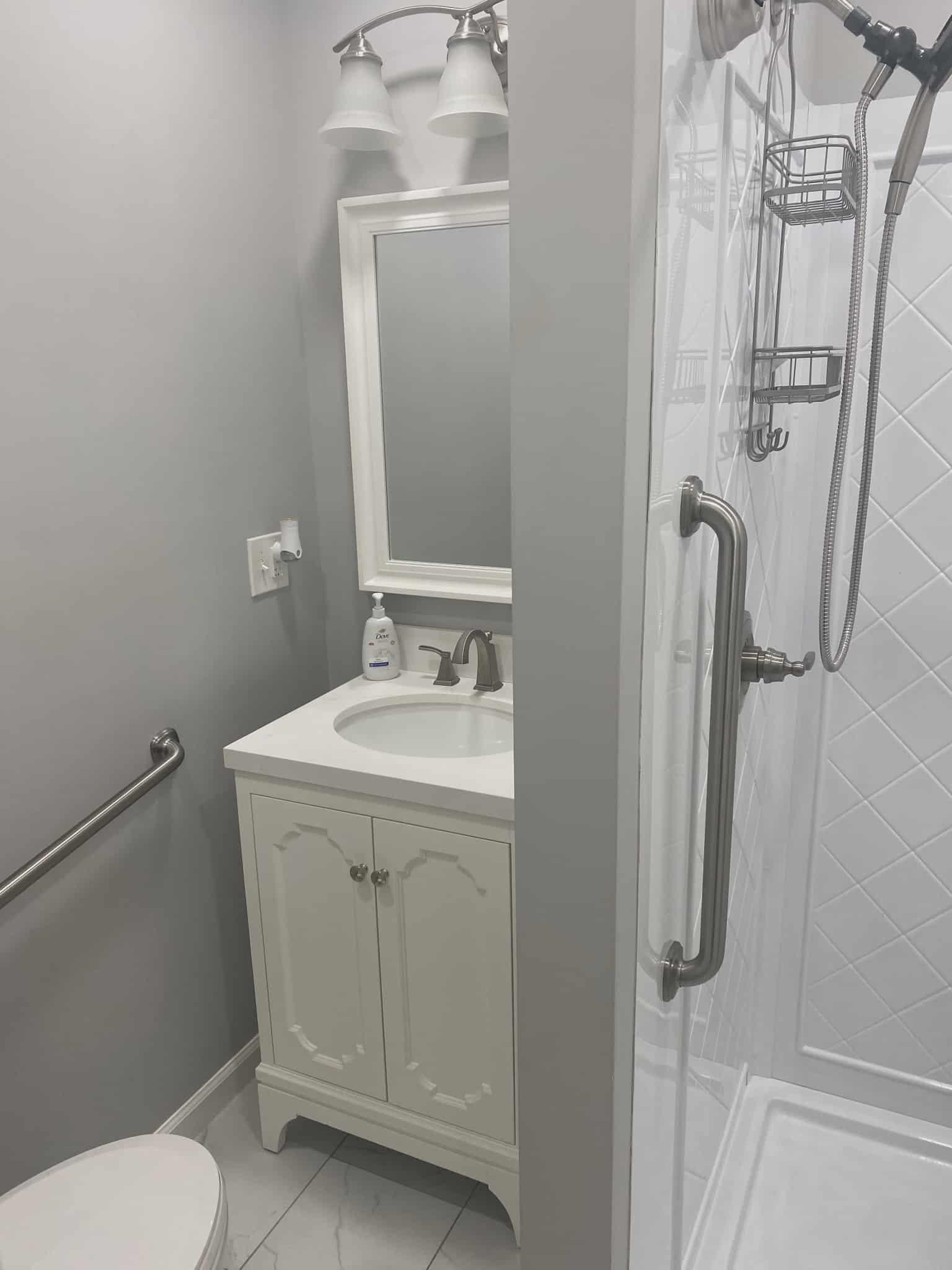 175 Austin Street Savannah, TN 38372 - Photo 12 of 33 a bathroom with a sink a toilet and shower