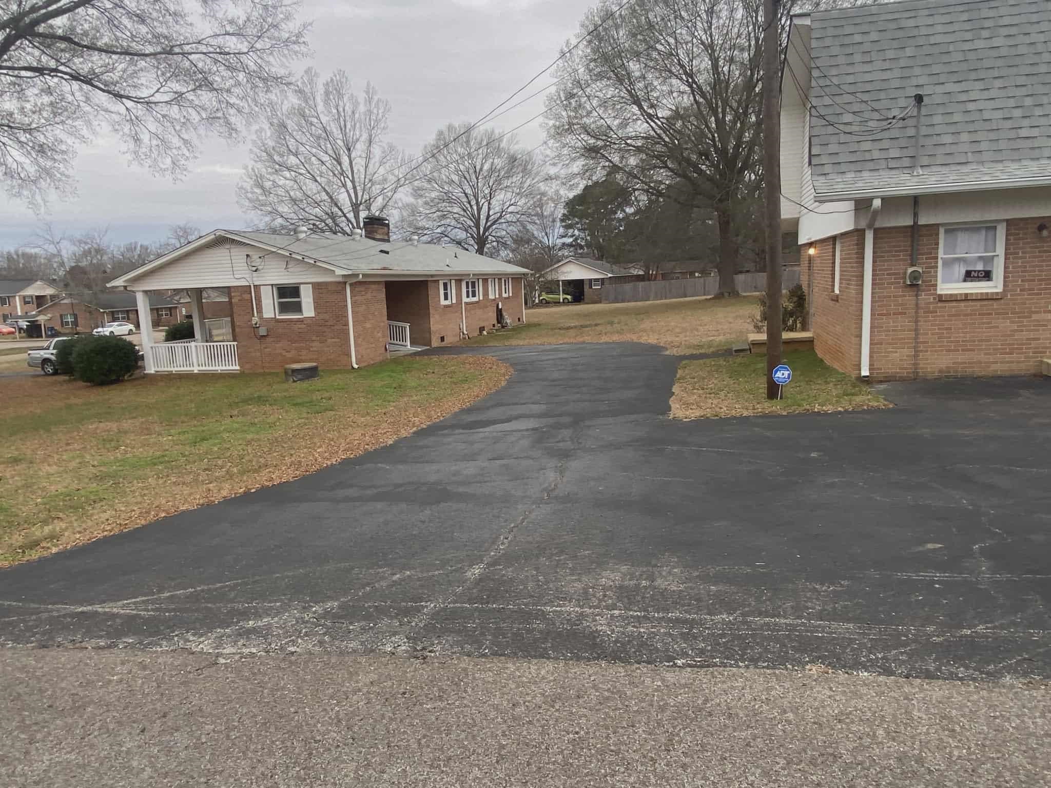 175 Austin Street Savannah, TN 38372 - Photo 32 of 33 a front view of a house with a yard