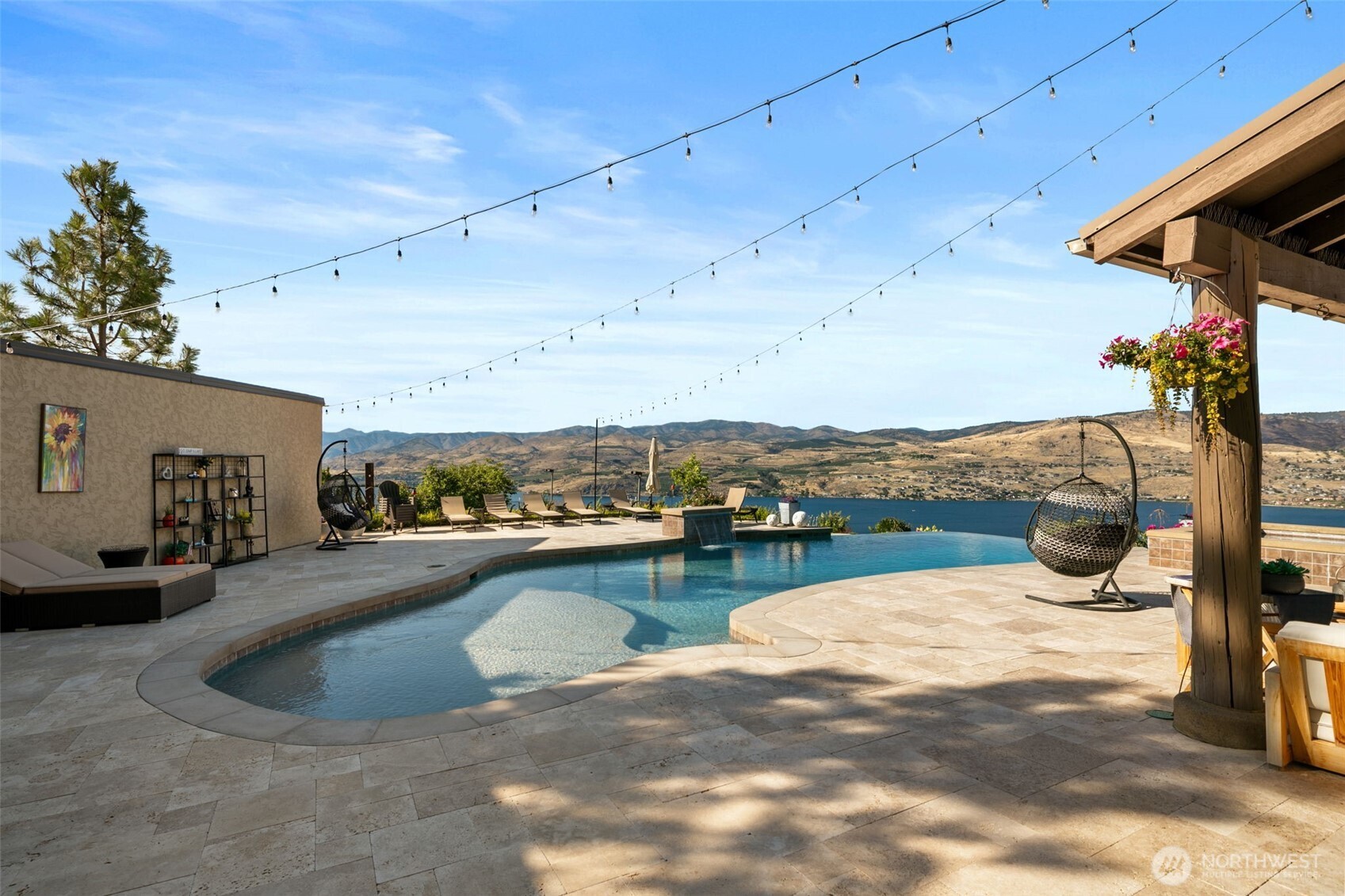 340 Hawks Meadow Road Chelan, WA 98816 - Photo 15 of 40