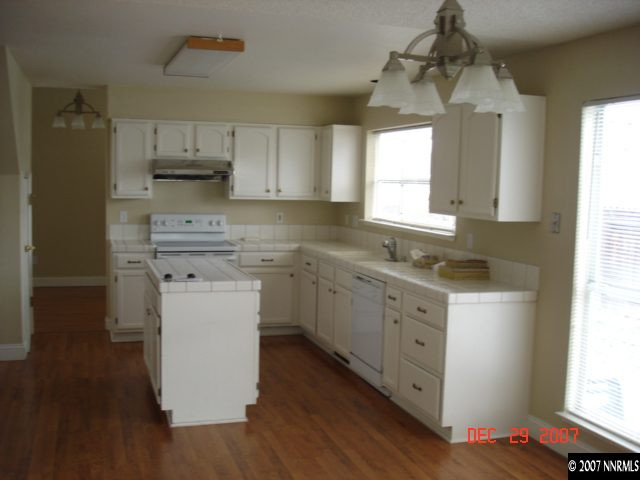 920 Skyway Drive Reno, NV 89523 - Photo 6 of 9 Photo 6