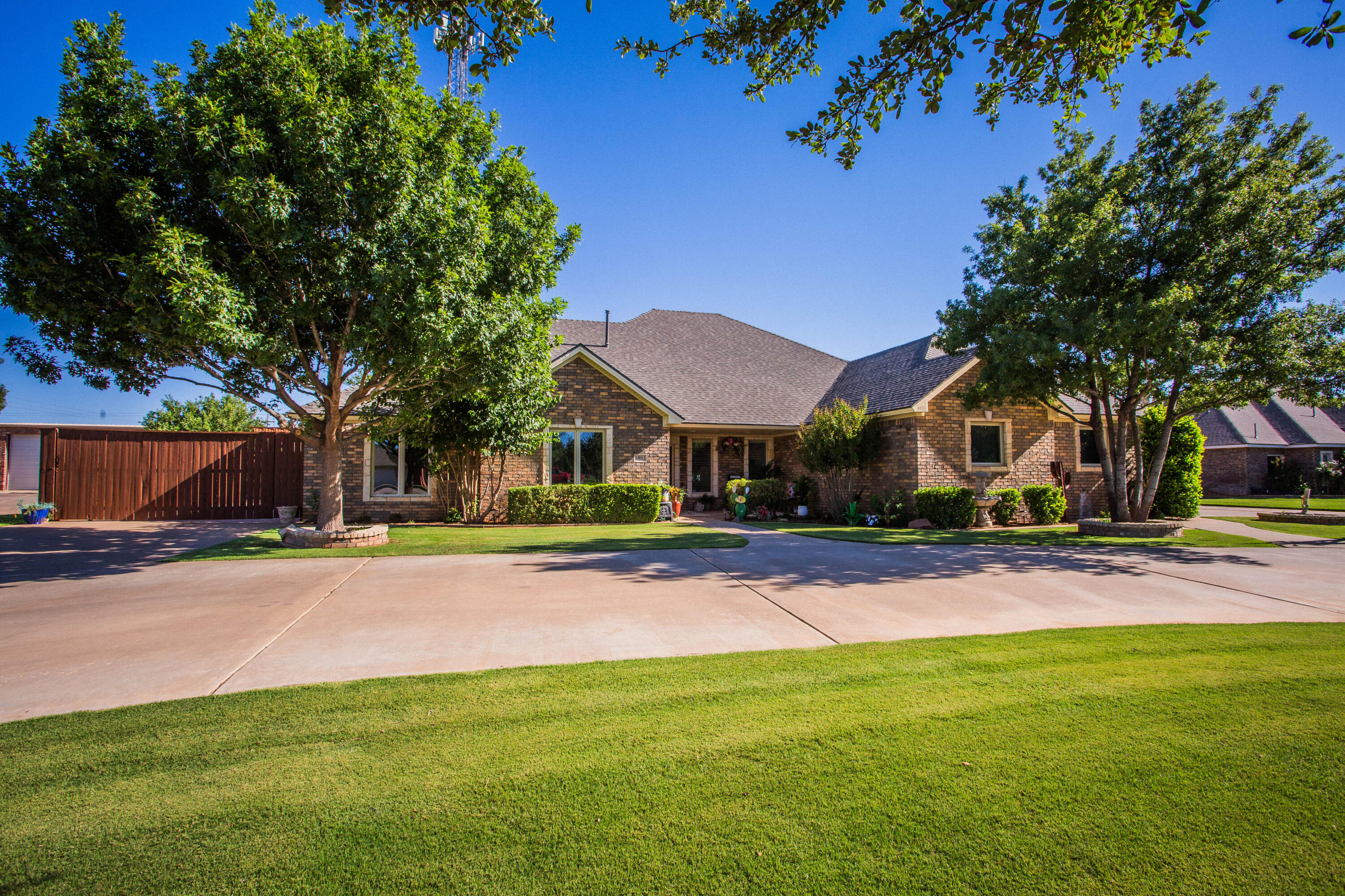 6803 79th Street Lubbock, TX 79424 - Photo 3 of 111 5V2A1168