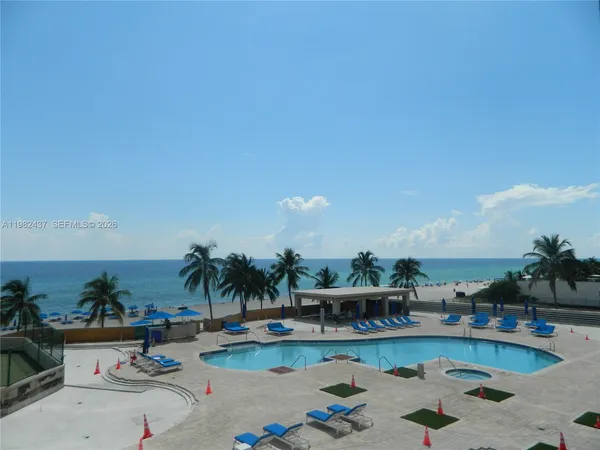$6,000 | 17555 Collins Avenue, Unit 406, Sunny Isles Beach, FL 33160