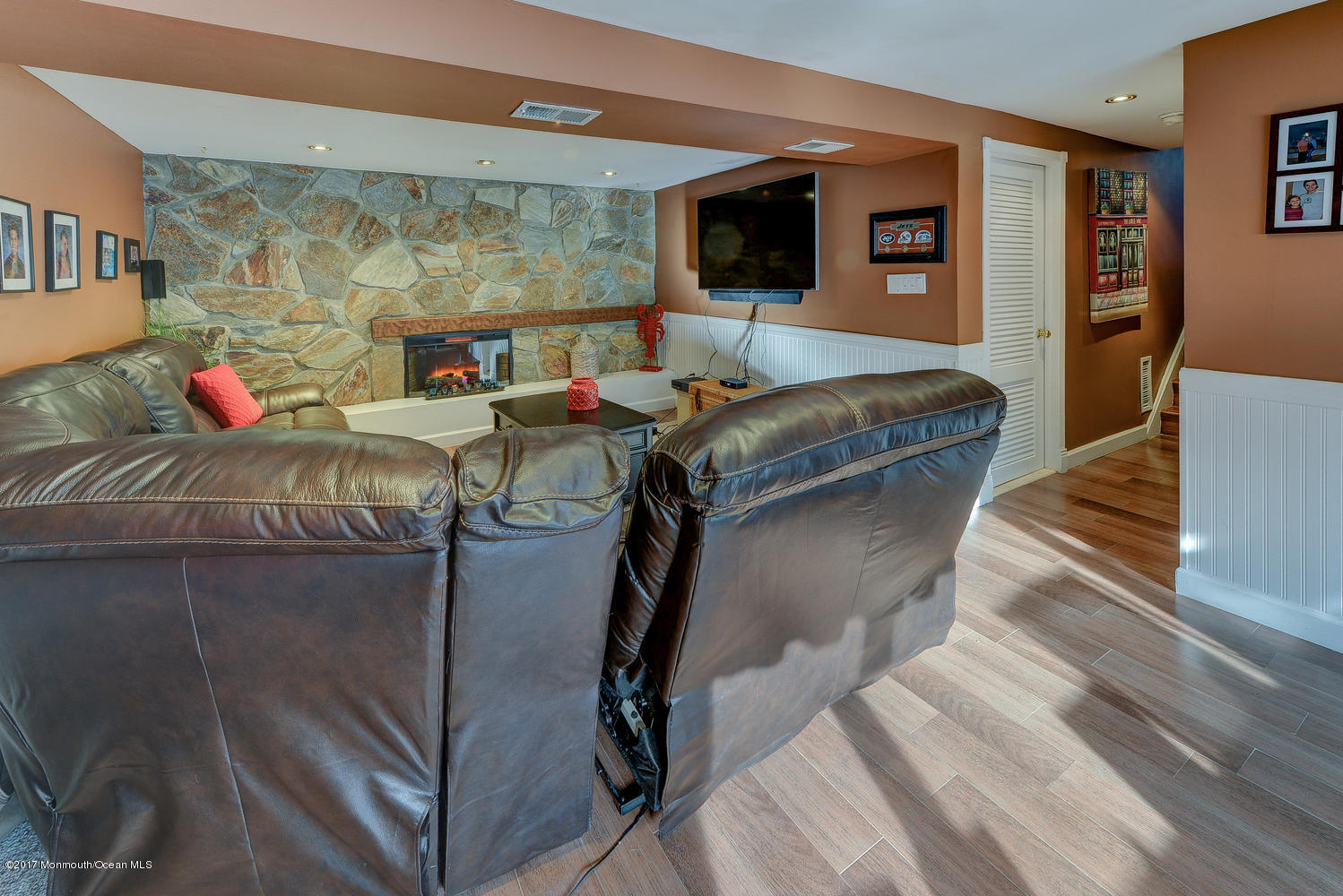 51 Carol Road Middletown, NJ 07748 - Photo 12 of 33 51 Carol Rd Middletown NJ-large-015-17-F