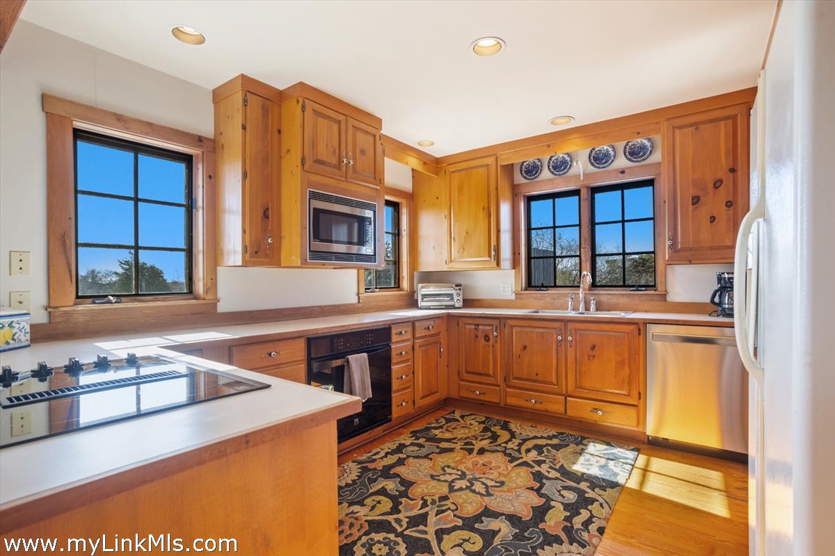 13 Eat Fire Spring Road Nantucket, MA 02554 - Photo 19 of 43