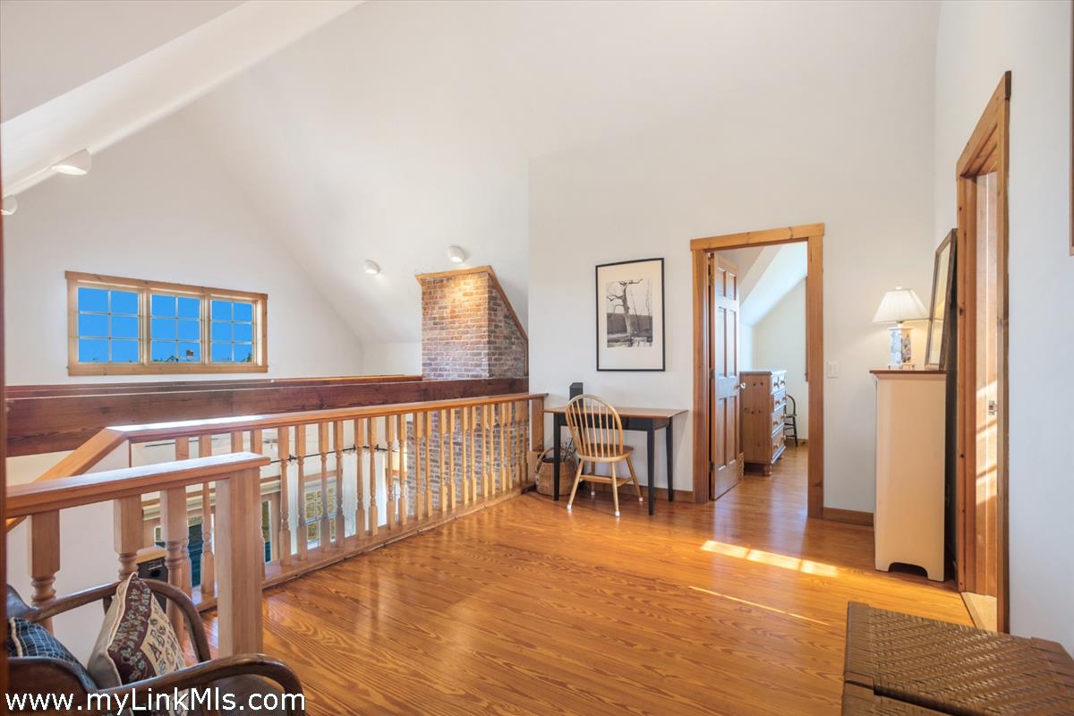 13 Eat Fire Spring Road Nantucket, MA 02554 - Photo 34 of 43 2nd floor landing - view