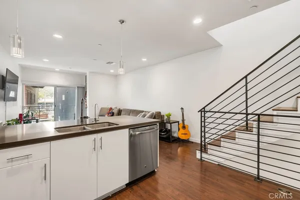 $959,000 | 2222 1/2 Strata Lane, Eagle Rock, CA 90041