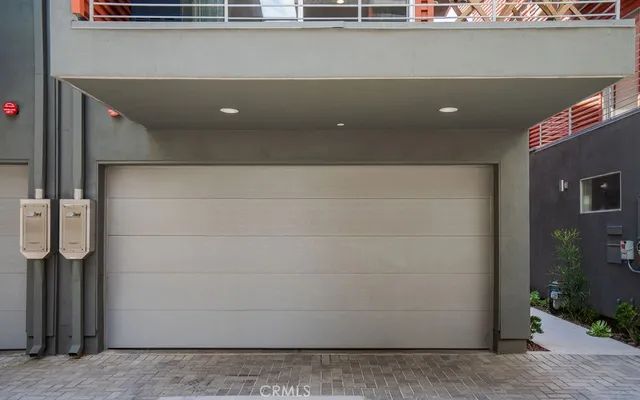 $1,100,000 | 2222 1/2 Strata Lane, Eagle Rock, CA 90041