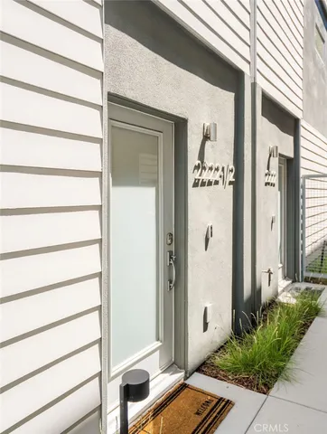 $1,100,000 | 2222 1/2 Strata Lane, Eagle Rock, CA 90041