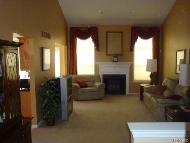 45667 Rathmore Drive Macomb, MI 48044 - Photo 2 of 21 pic2.jpg