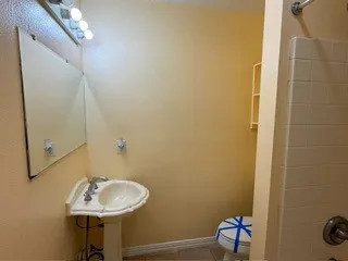 $1,800 | 307 Campbell Avenue, Pasadena, TX 77502