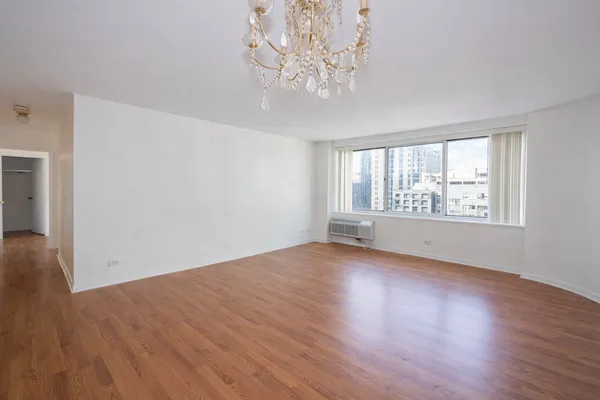 $3,100 | 211 East Ohio Street, Unit 2821, Chicago, IL 60611