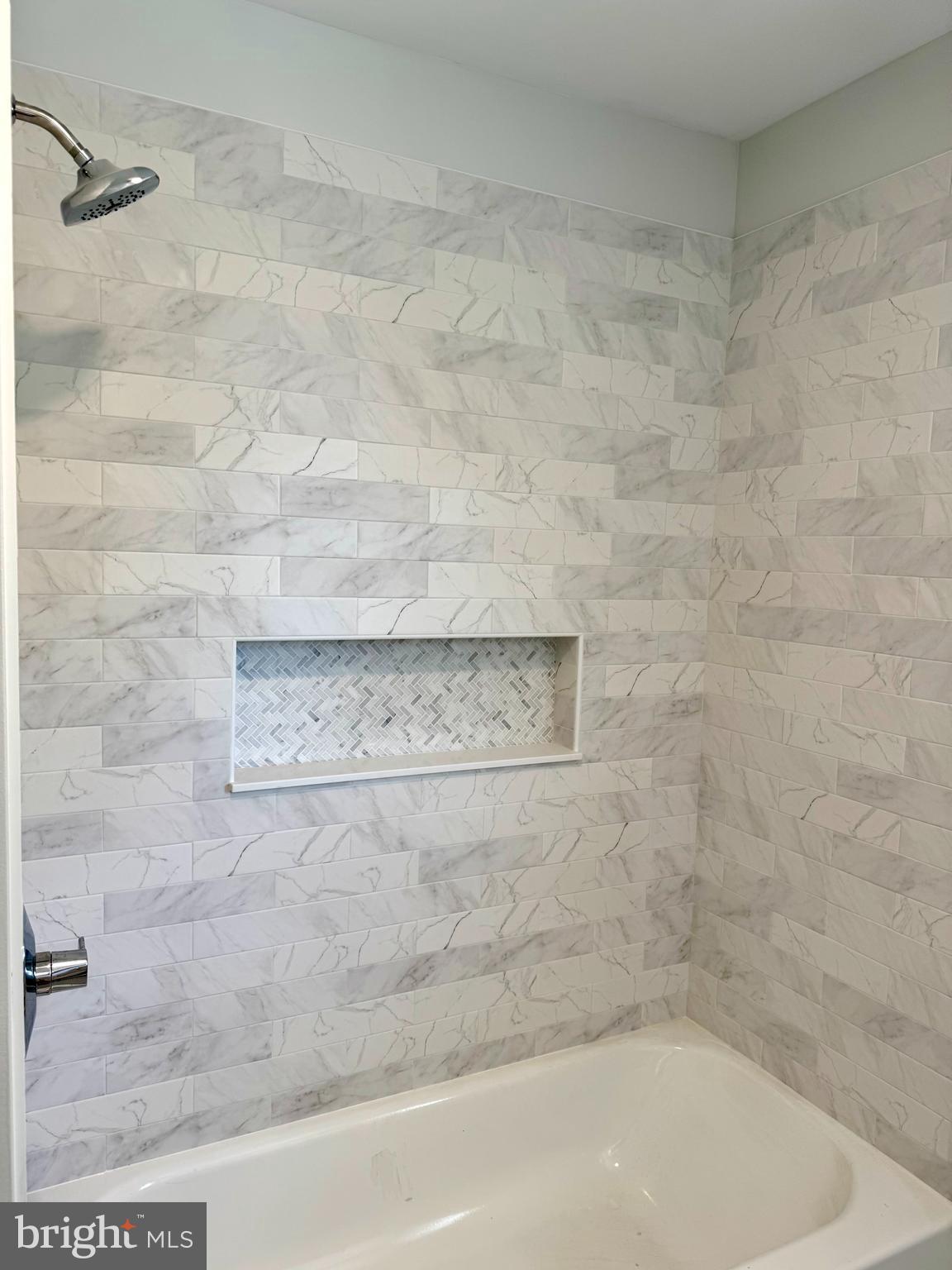 43 Rankin Road Newark, DE 19711 - Photo 13 of 30 Bathroom upstairs