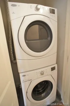 a close up view of a washer and dryer