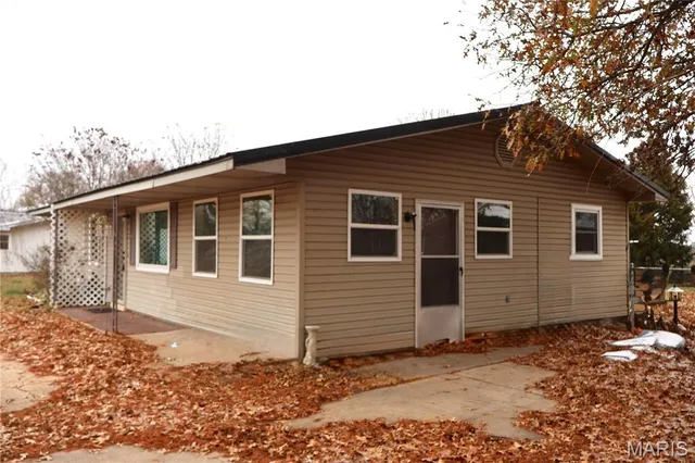 $135,000 | 508 Highway 162, Clarkton, MO 63837