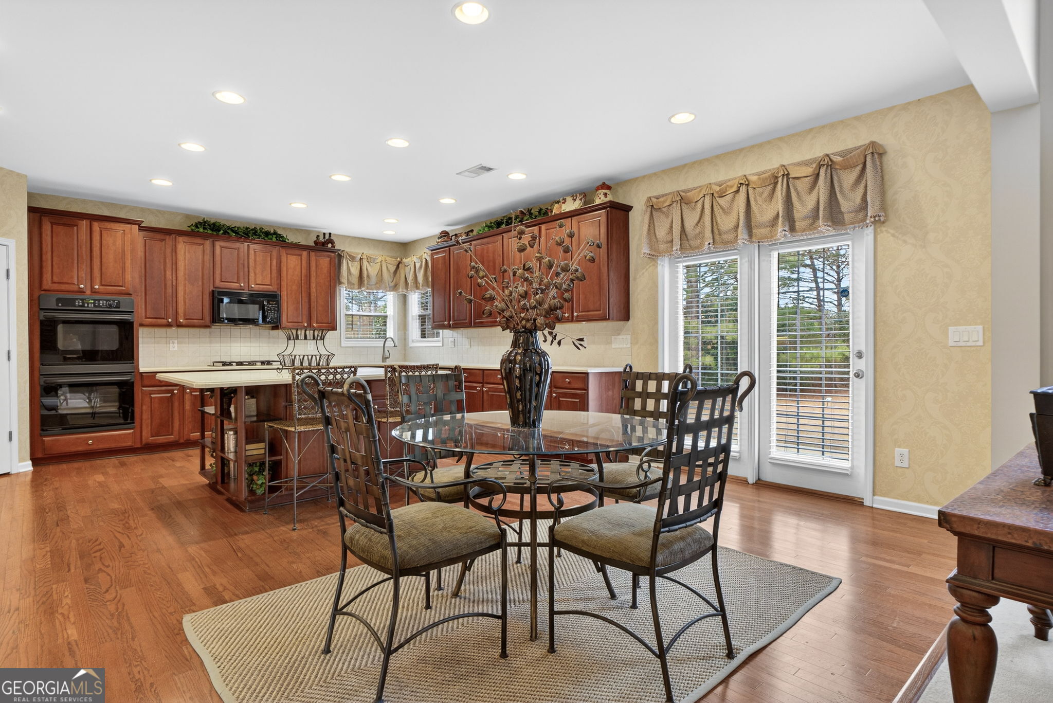 1316 Darian Lane Locust Grove, GA 30248 - Photo 7 of 36