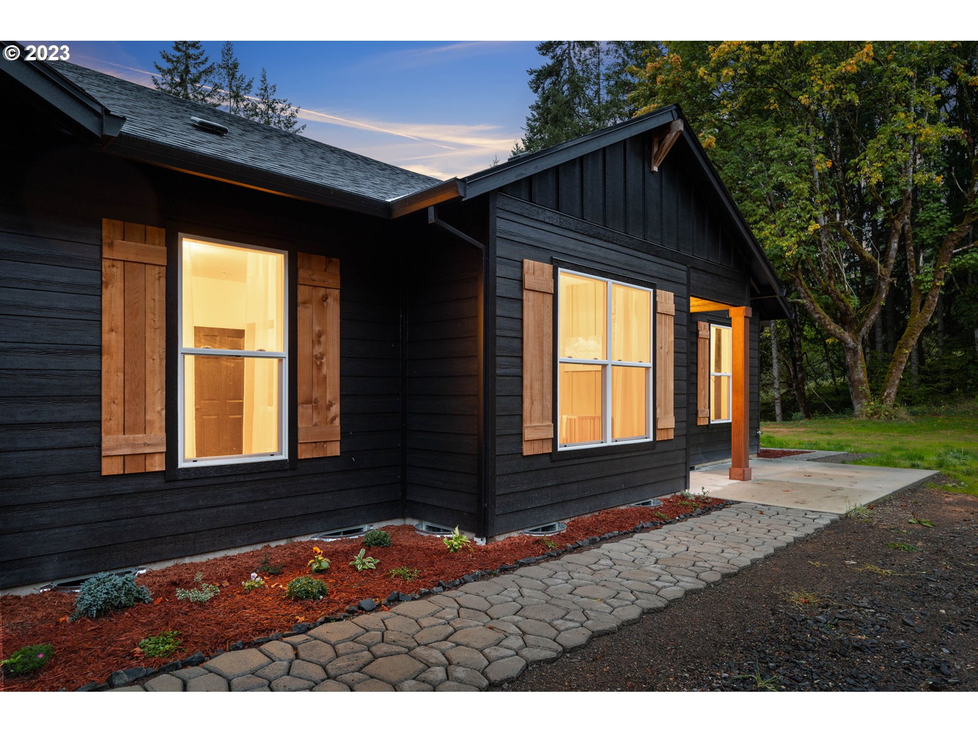 197 Idaho View Road Woodland, WA 98674 - Photo 4 of 48 Gallery Image 4