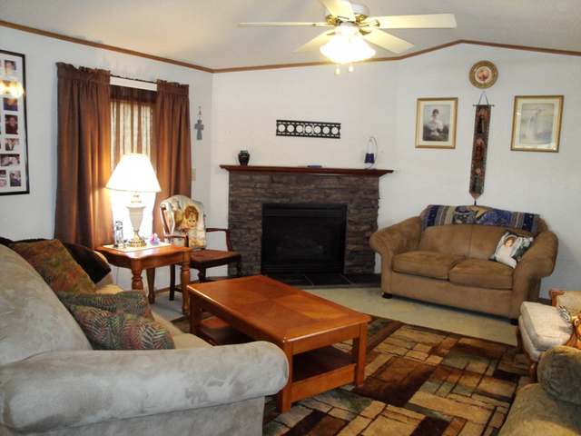 81 Edgewater Court Rhinelander, WI 54501 - Photo 2 of 16 Gallery Image 2