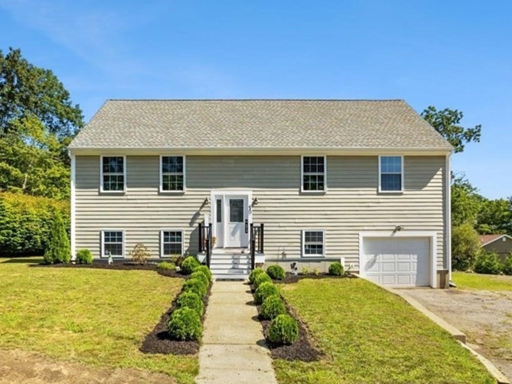 402 Corbett Street Fall River, MA 02720 - Photo 1 of 40 Gallery Image 1