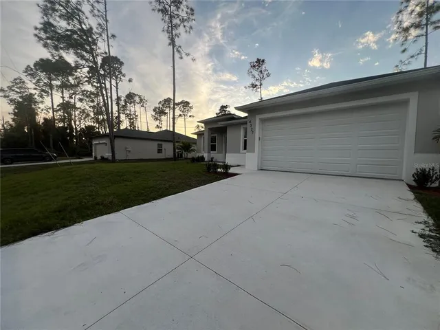 $2,400 | 4327 Kinlock Street, North Port, FL 34286