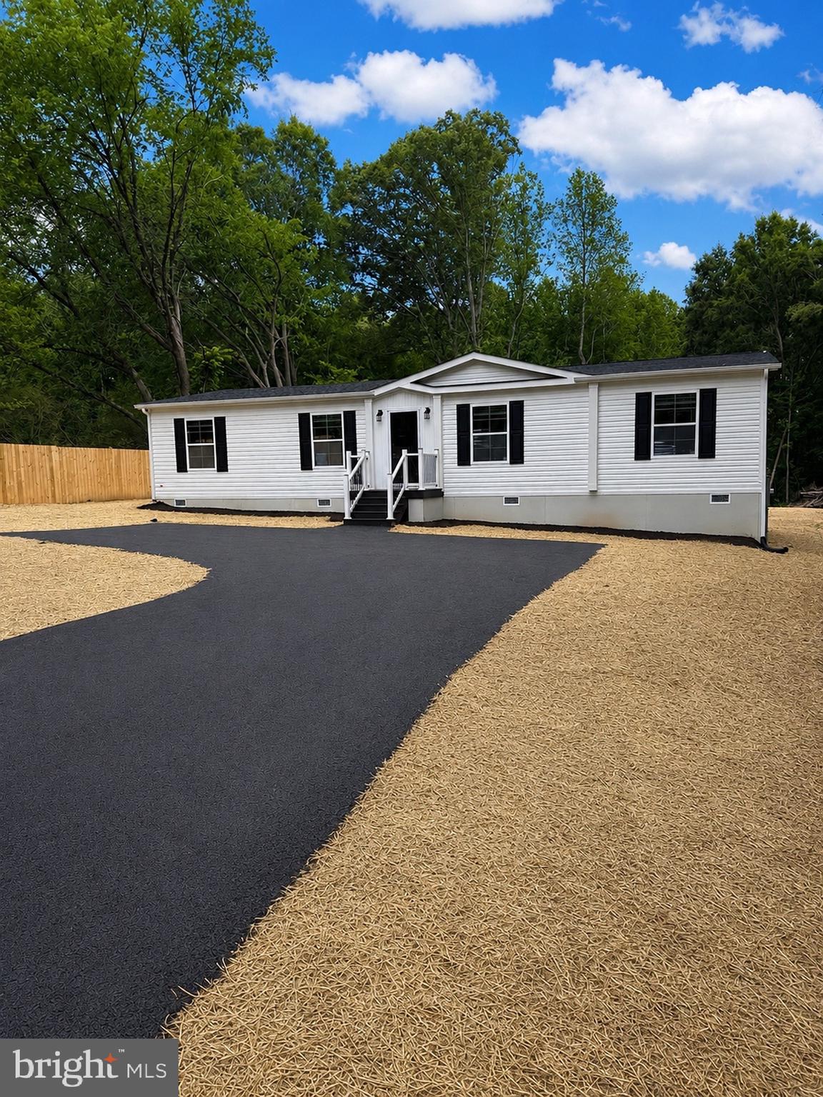 12032 Belfonte Road Bumpass, VA 23024 - Photo 2 of 27