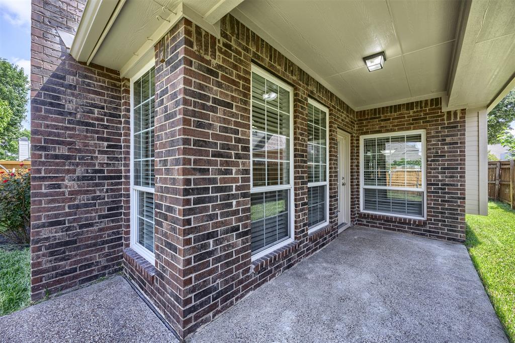 9446 Abbey Road Irving, TX 75063 - Photo 30 of 40