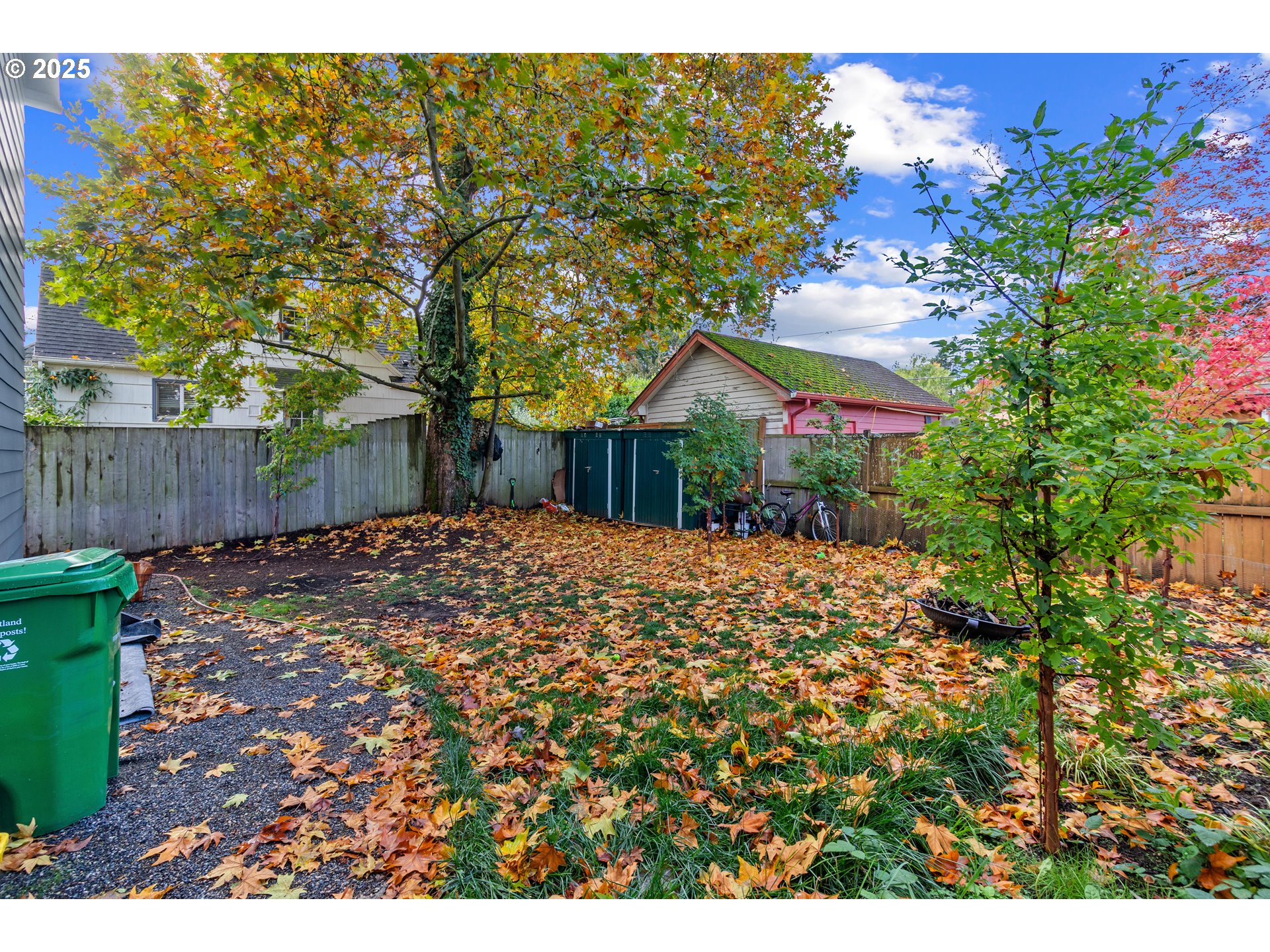 4851 Northeast Cully Boulevard, Unit 6 Portland, OR 97218 - Photo 21 of 25 Backyard