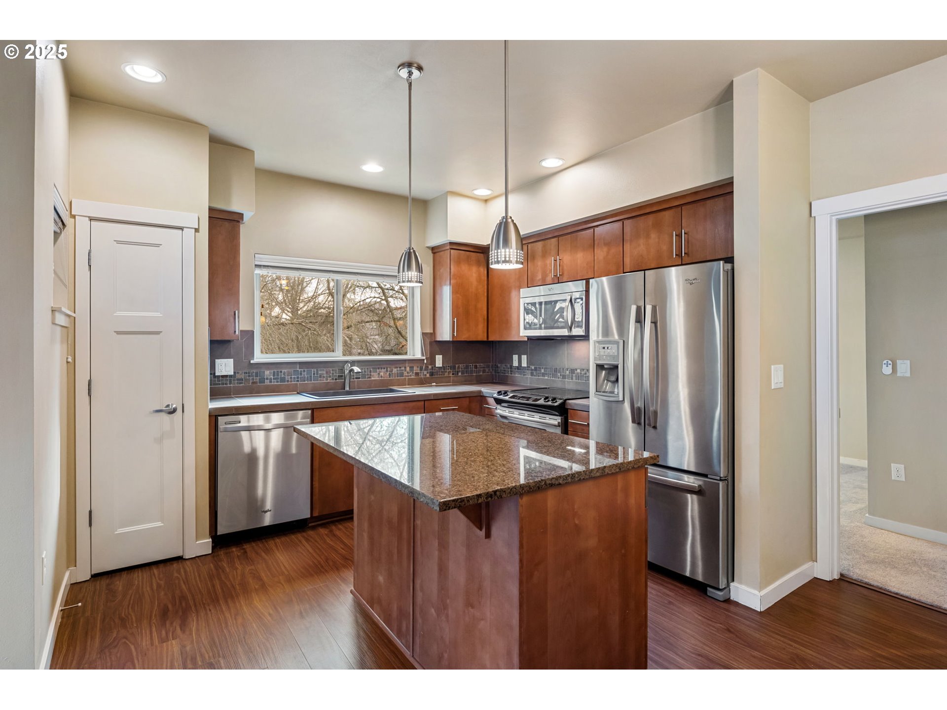 13915 Southwest Meridian Street, Unit 307 Beaverton, OR 97005 - Photo 2 of 27