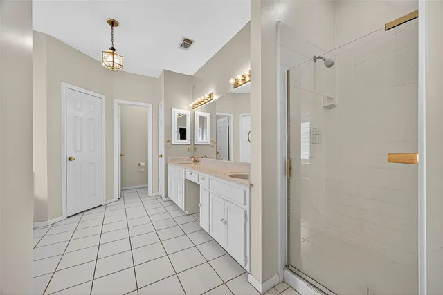 $578,500 | 1618 Nails Creek Drive, Sugar Land, TX 77478