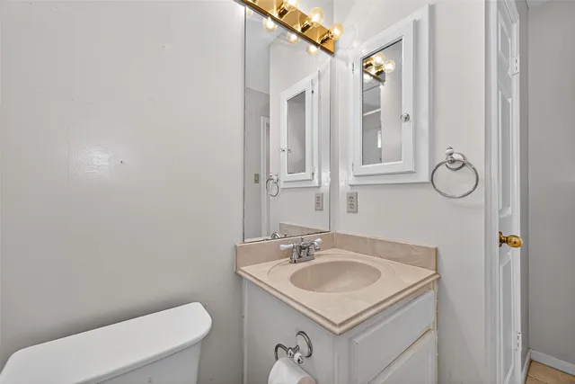 $578,500 | 1618 Nails Creek Drive, Sugar Land, TX 77478