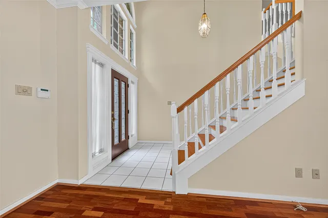 $578,500 | 1618 Nails Creek Drive, Sugar Land, TX 77478