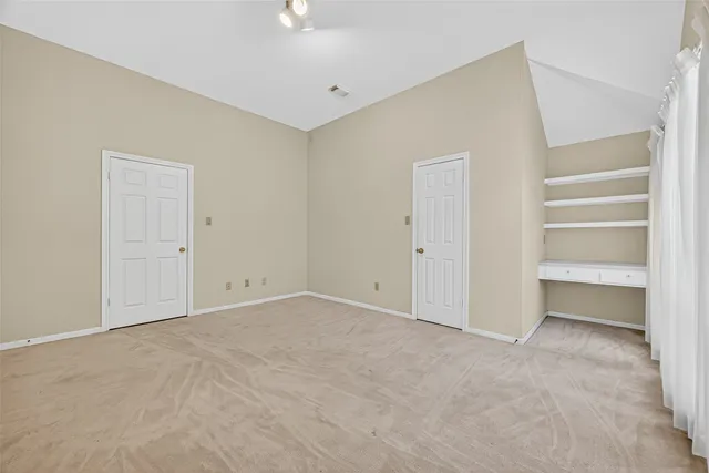 $578,500 | 1618 Nails Creek Drive, Sugar Land, TX 77478