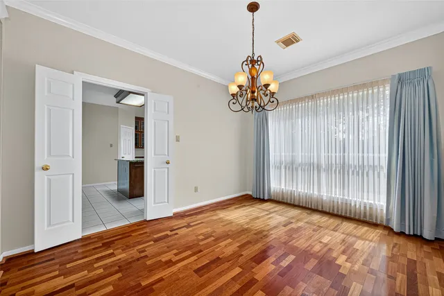 $578,500 | 1618 Nails Creek Drive, Sugar Land, TX 77478