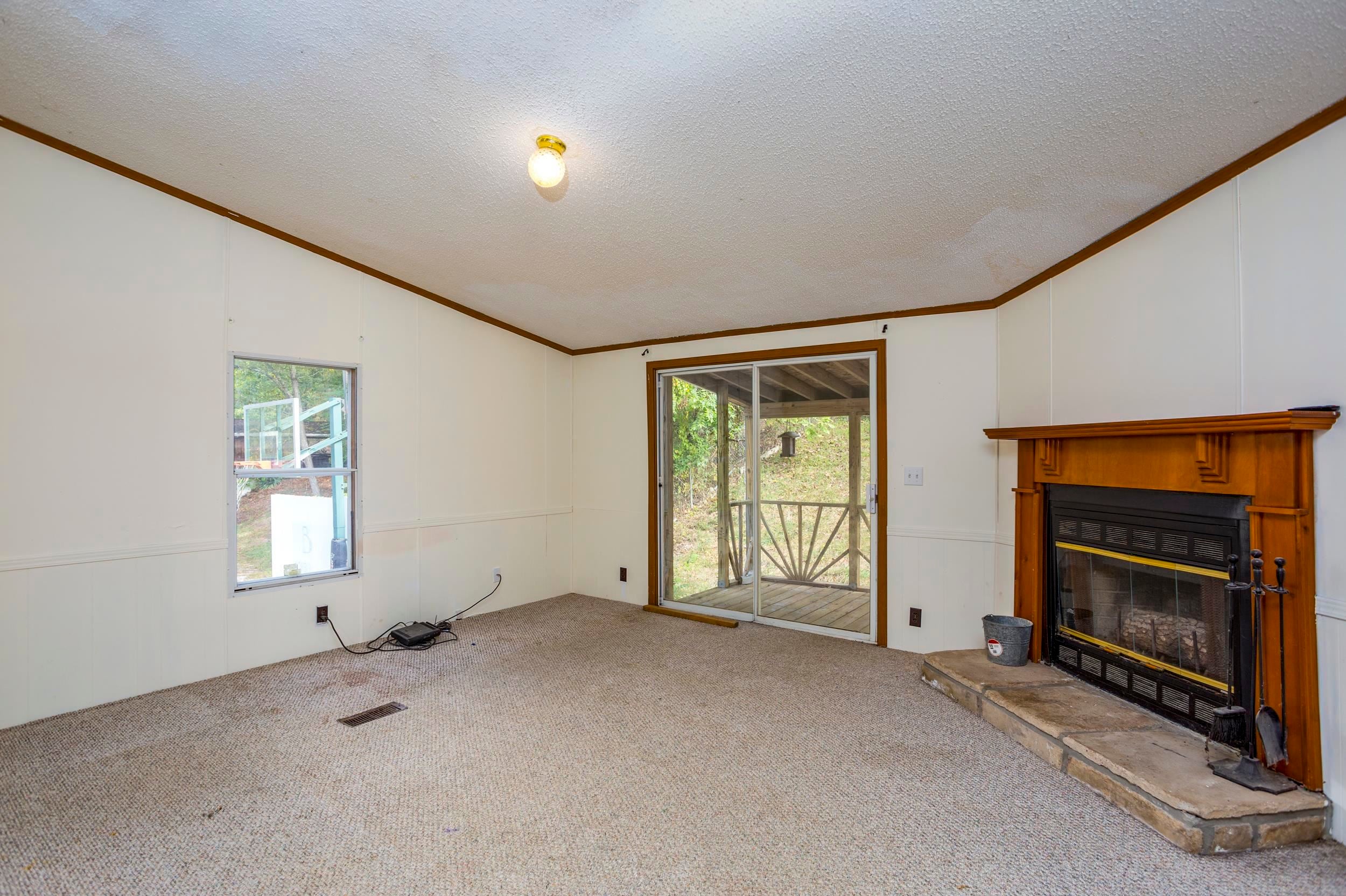 3473 Fudges Creek Road Milton, WV 25541 - Photo 26 of 32 Gallery Image 26