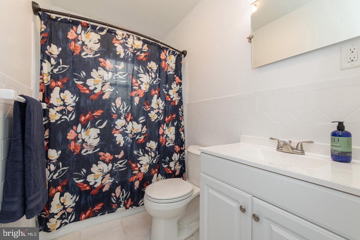 11026 Old Landing Road Kingsville, MD 21087 - Photo 11 of 20 Main level full bath