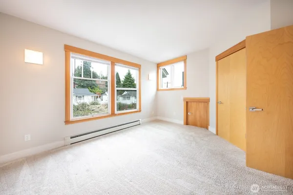 $2,495 | 703 18th Avenue South, Seattle, WA 98144