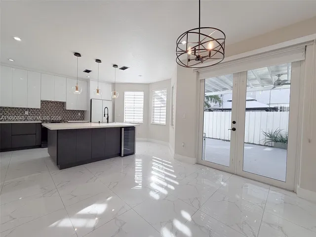 $4,000 | 4832 Northwest 107th Place, Doral, FL 33178