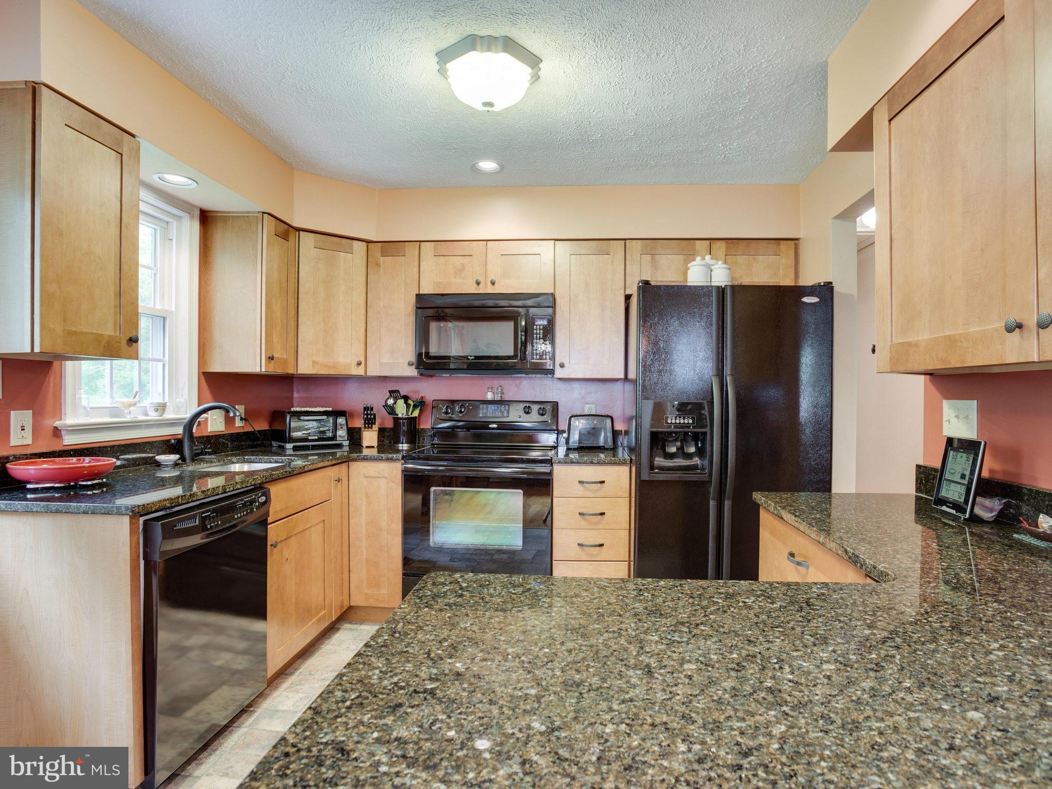 24 Robshire Manor Road Huntingtown, MD 20639 - Photo 9 of 15 Kitchen