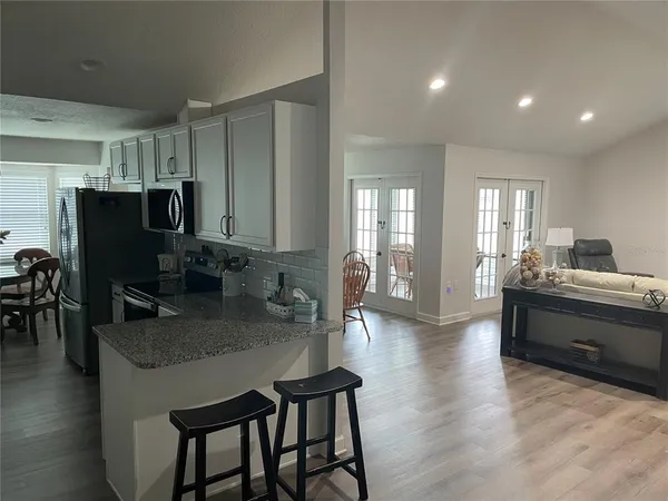 $1,995 | 6268 Sandpipers Drive, Lakeland, FL 33809