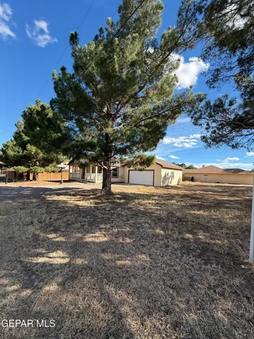 $335,000 | 300 East Stockton Avenue, Alpine, TX 79830
