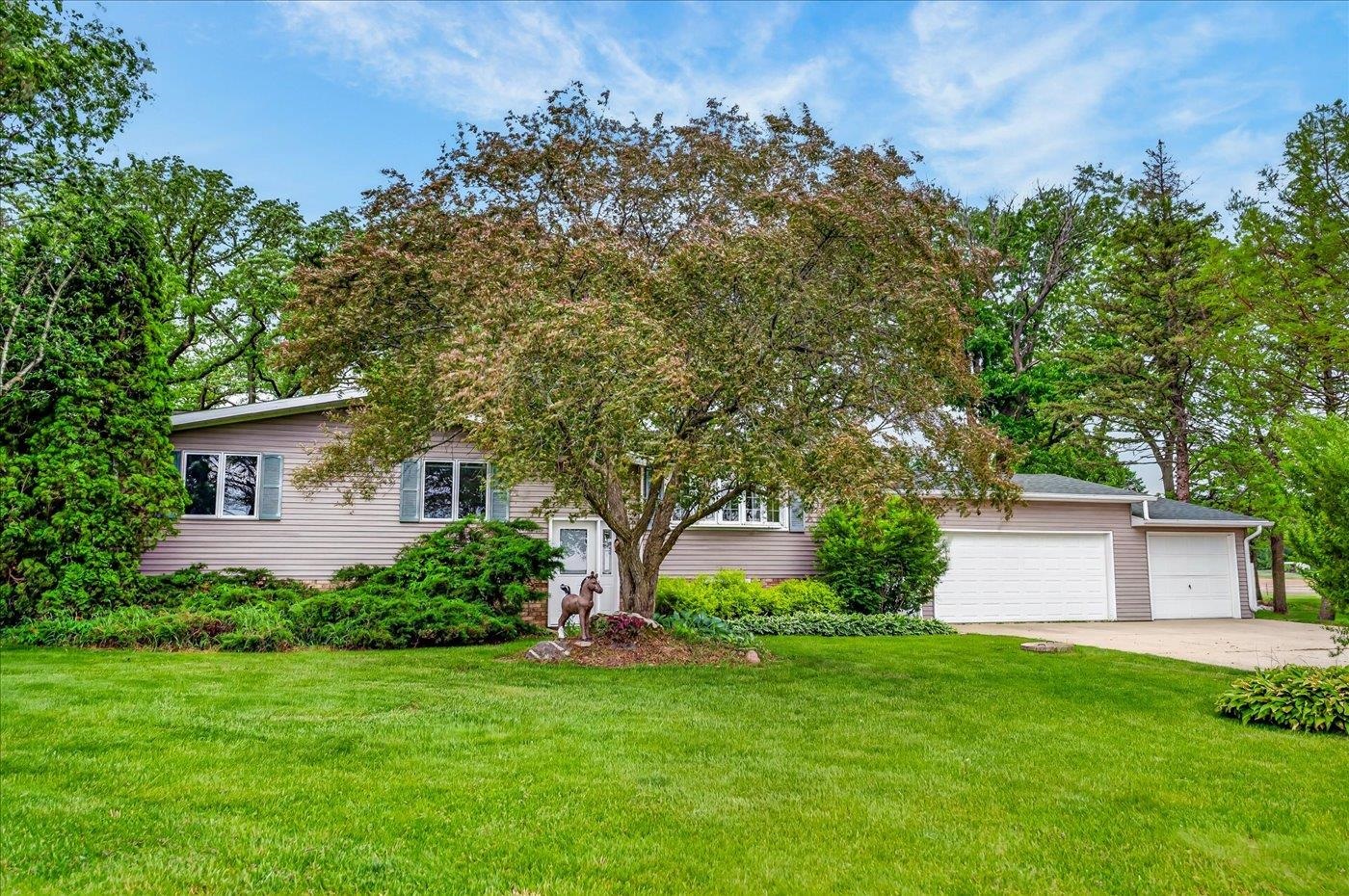 4338 South Schuman Road Orfordville, WI 53576 - Photo 4 of 63