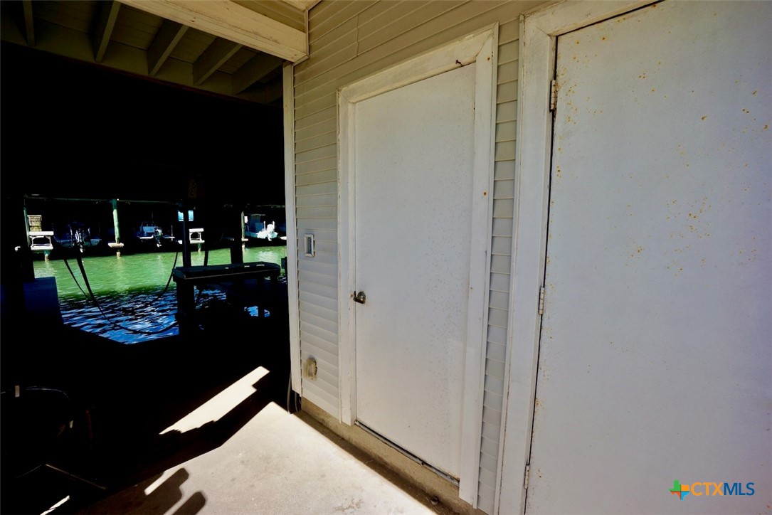 520 15th Street Port O'Connor, TX 77982 - Photo 6 of 36