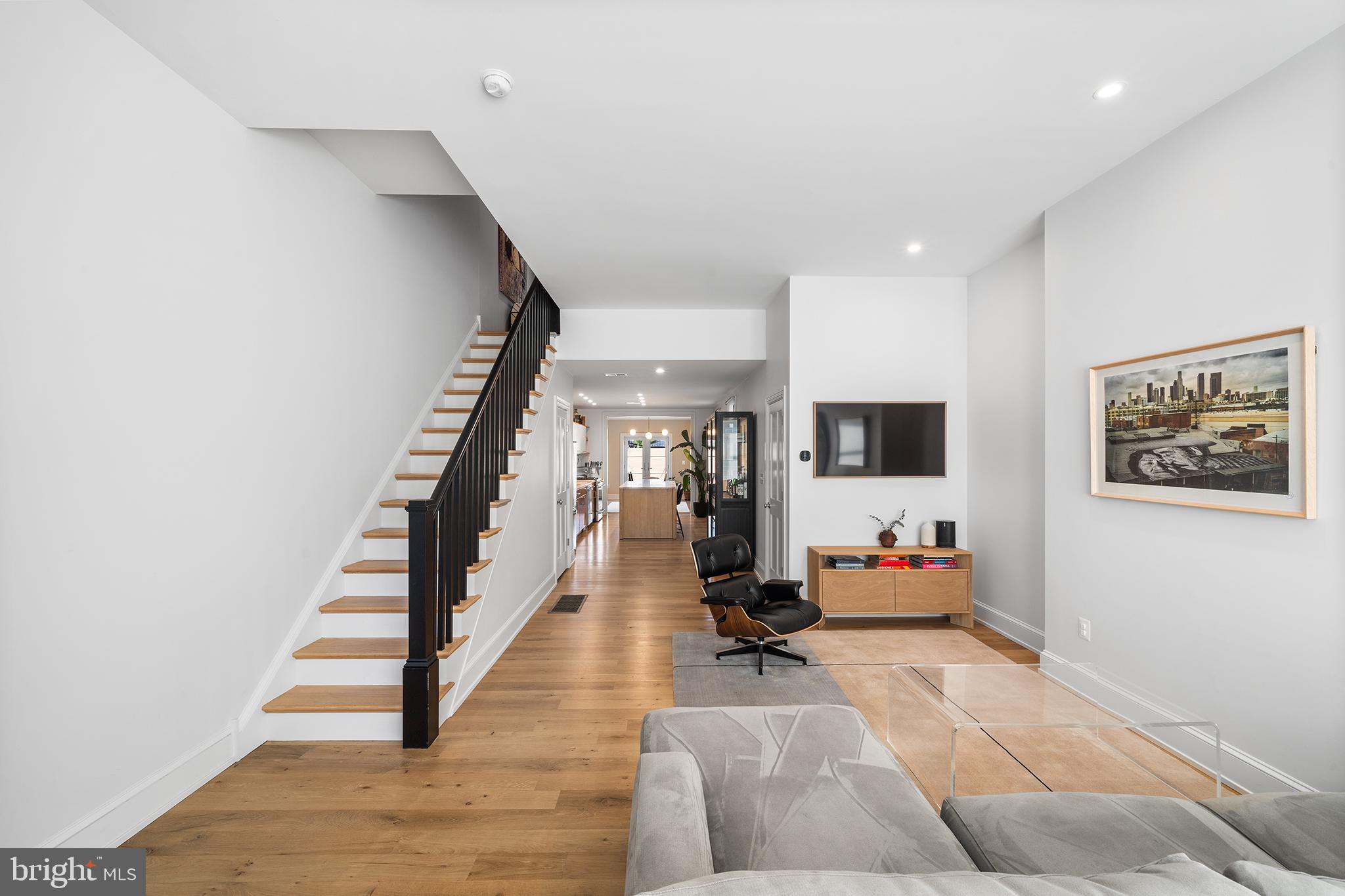 1509 Reed Street Philadelphia, PA 19146 - Photo 4 of 34