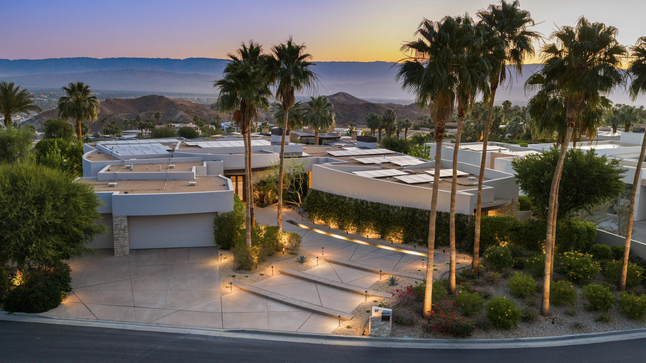 30 Hillcrest Drive Rancho Mirage, CA 92270 - Photo 1 of 79 75