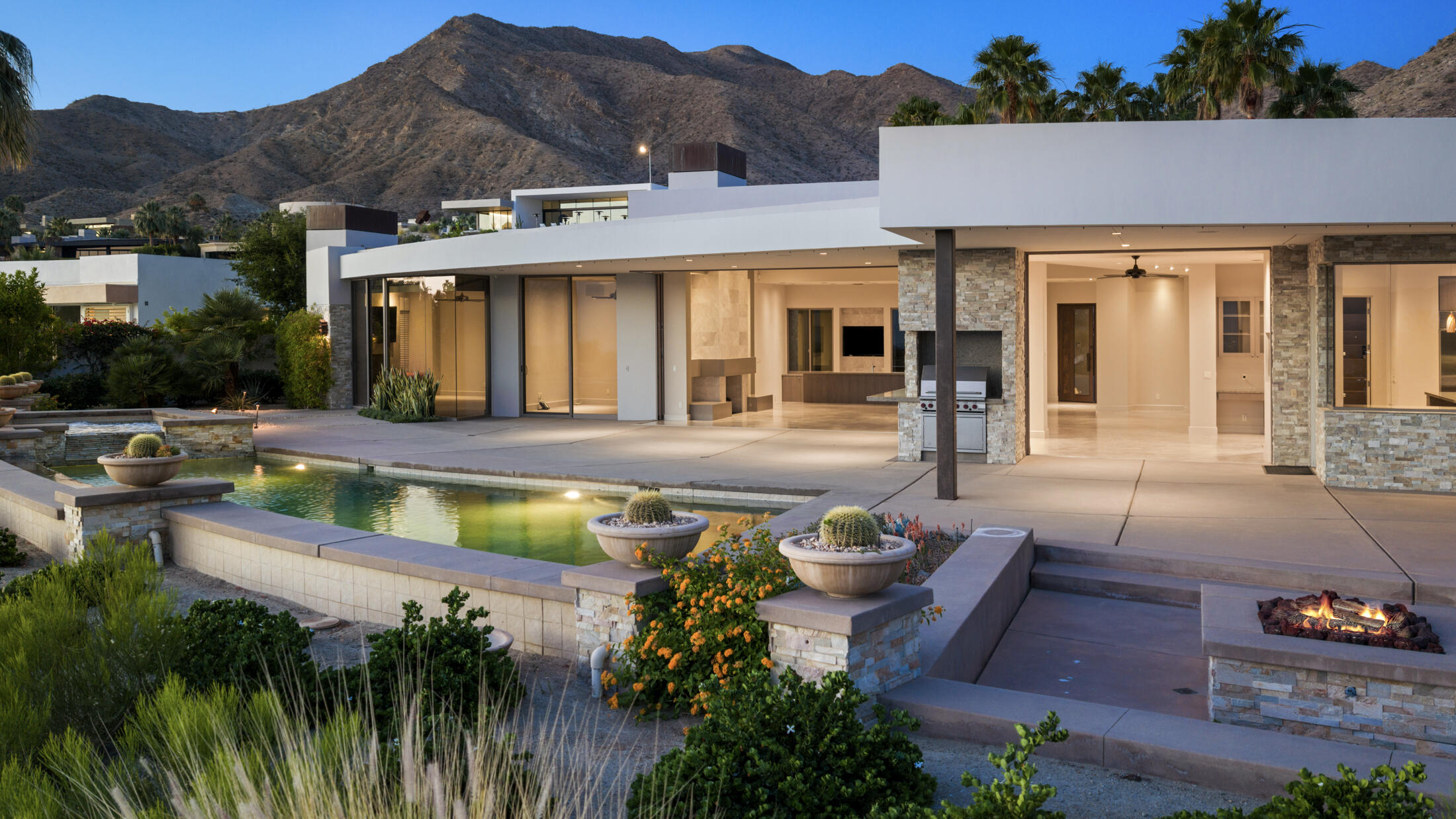 30 Hillcrest Drive Rancho Mirage, CA 92270 - Photo 2 of 79 66